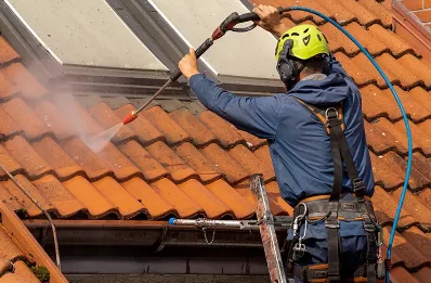 Démoussage et hydrofuge de toiture à Guimps